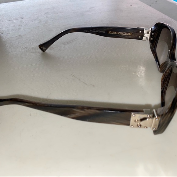 Louis Vuitton sunglasses - Picture 5 of 5